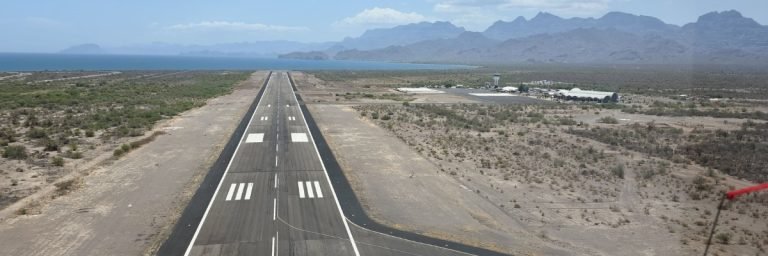 Approach to Loreto runway
