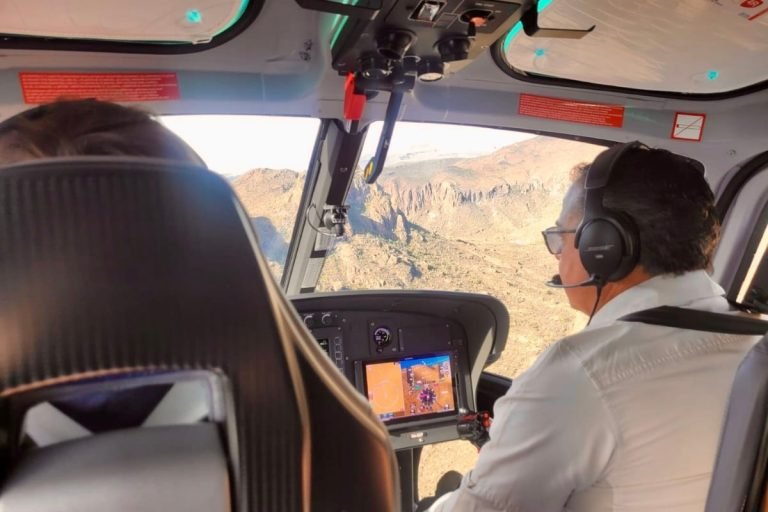 Cockpit view over Sierra La Giganta